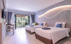 Amora Beach Resort Phuket